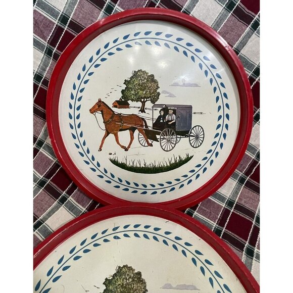 2 Vintage Tin Serving Trays With Amish Horse & Buggy Design Pennsylvania Dutch - Picture 2 of 11
